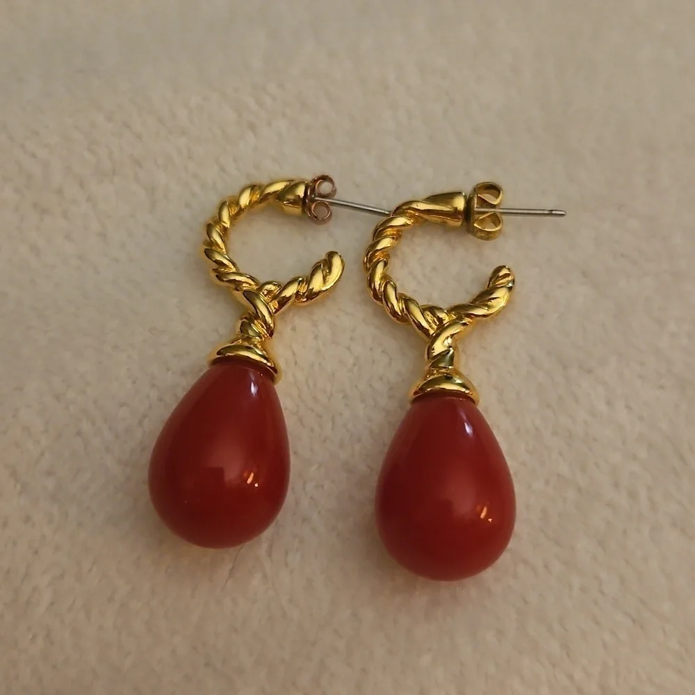 MONET 1990s Elegant Gold and Tomato Red Teardrop Hoop Post Earrings